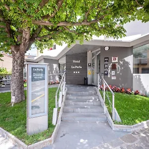 La Perla Hotel